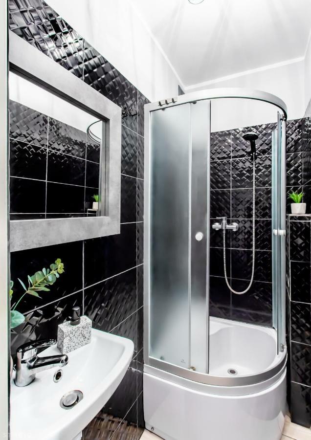Clicktheflat Wilcza Street Apart Rooms Варшава Екстериор снимка