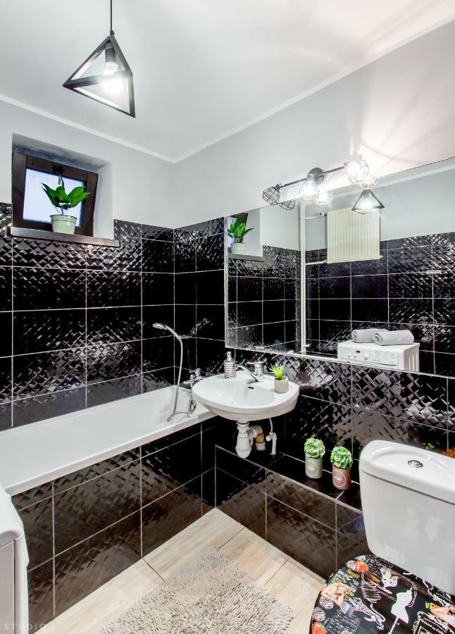 Clicktheflat Wilcza Street Apart Rooms Варшава Екстериор снимка